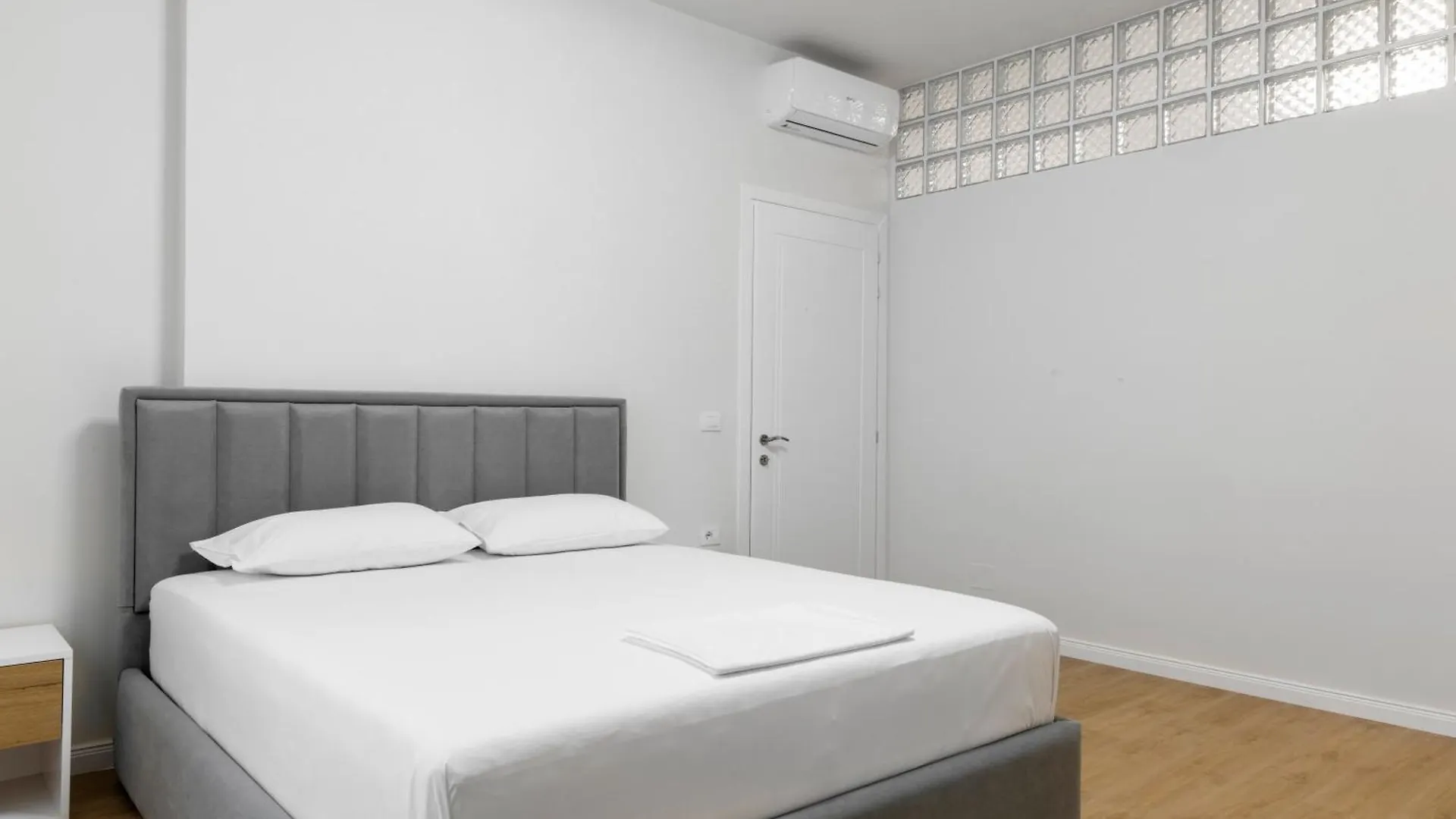 Vlorë Jd Luxury Apartments 2
